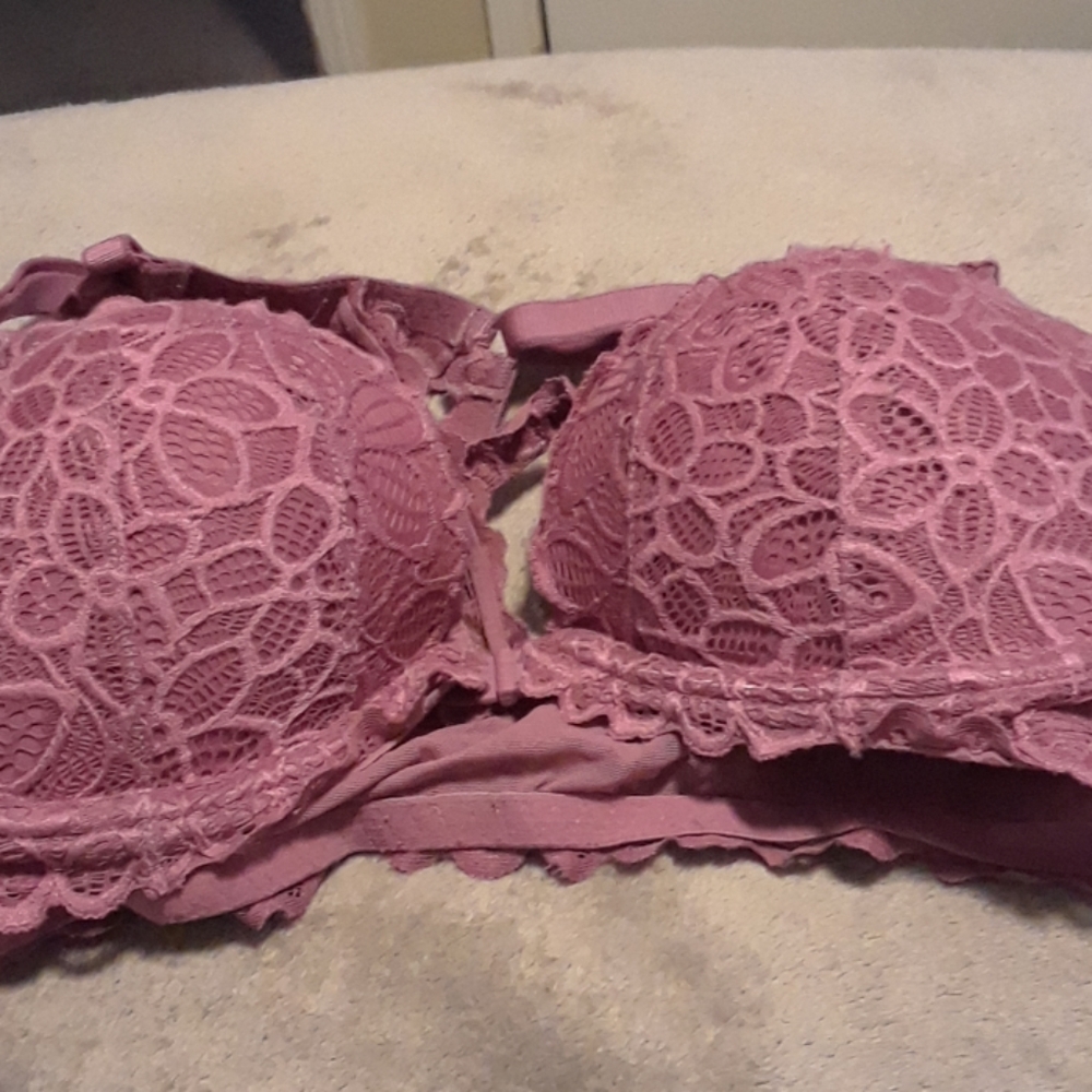 Bra - Picture 2 of 3